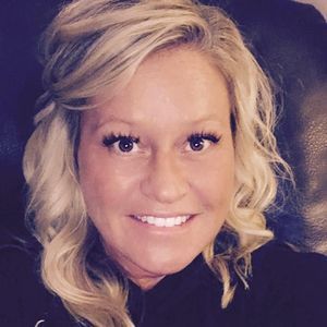 Meet your Posher, Dana